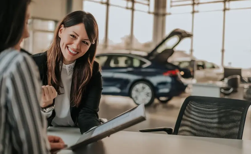 Automobilkauffrau Ausbildung Gehalt - Was bleibt netto?