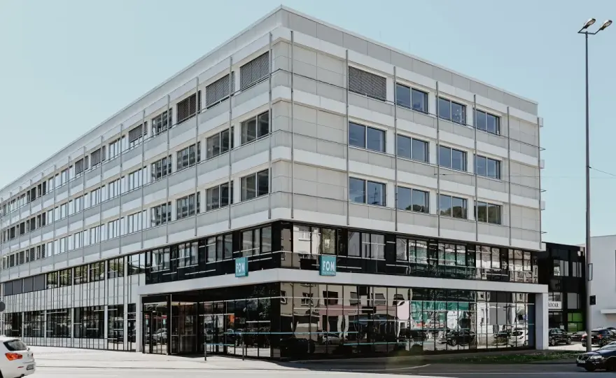 FOM Wuppertal - Kosten, Studienmodelle und Voraussetzungen