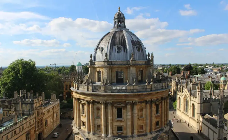 Studium in England - Bewerbung, Kosten und wichtige Visa-Fragen